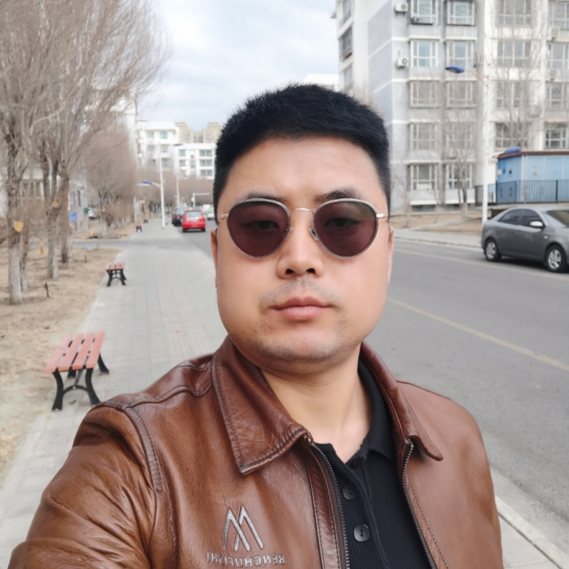 月下听风的第一张照片--昌吉中老年相亲网